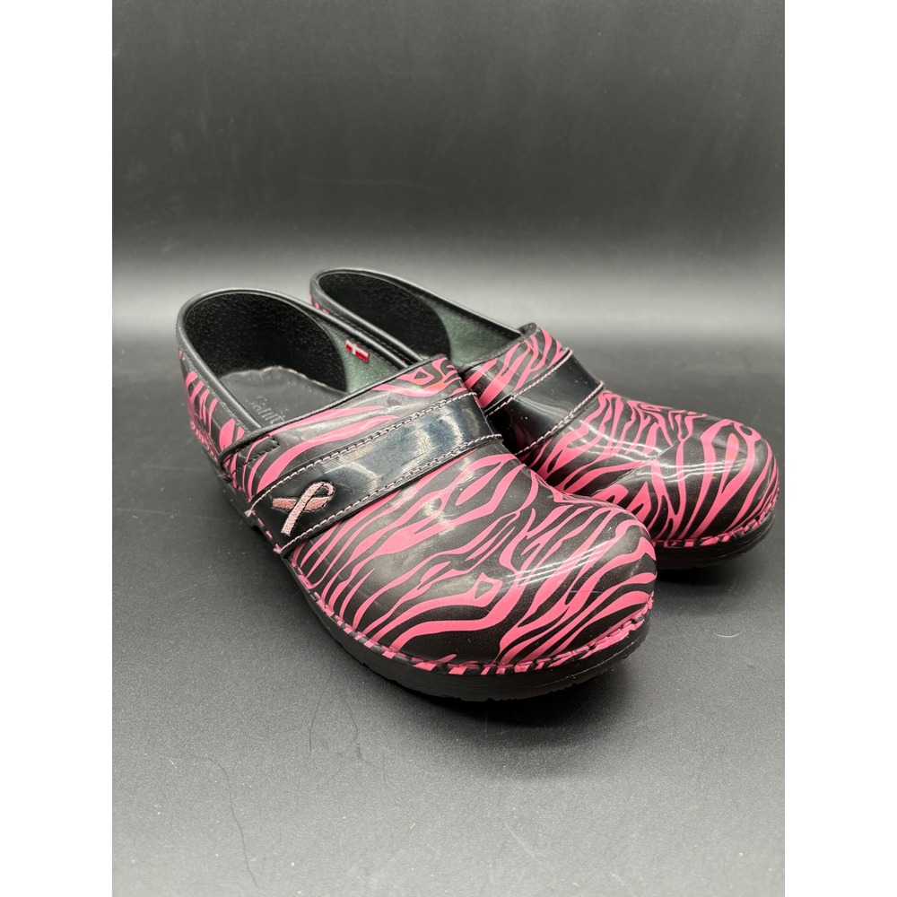 Sanita Professional Clogs Pink Black Zebra Print Breast Cancer Ribbon US 10